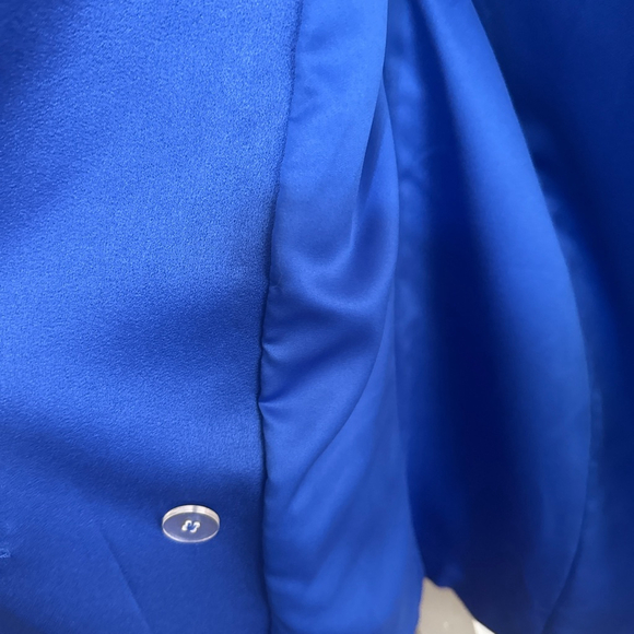 Alice + Olivia Blue Blazer Size 12 PTP approximately 22” - Picture 5 of 5